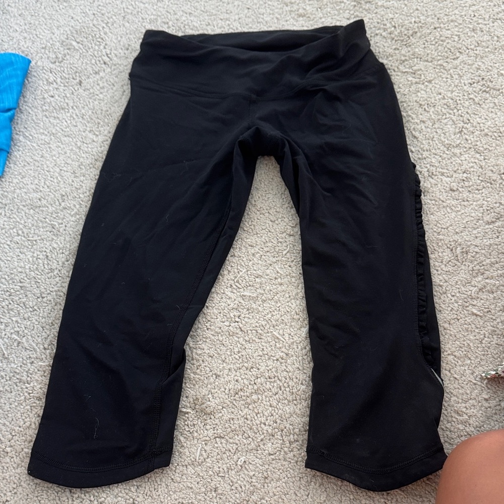 Lululemon cropped leggings
